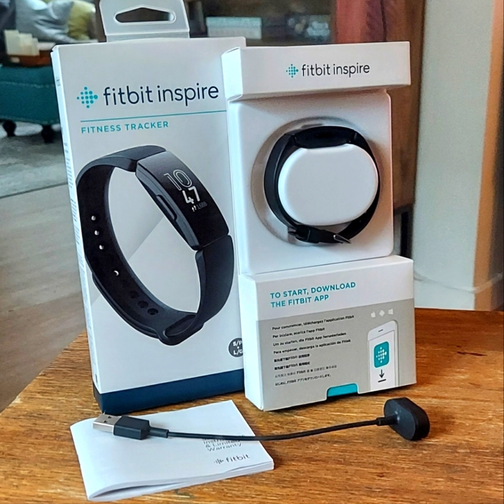 Fitbit Inspire Tracker & Charger